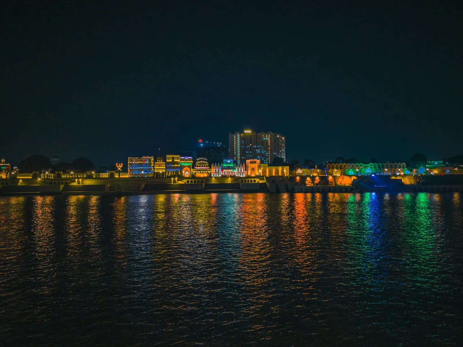 Bhopal Full Day Sightseeing Tour